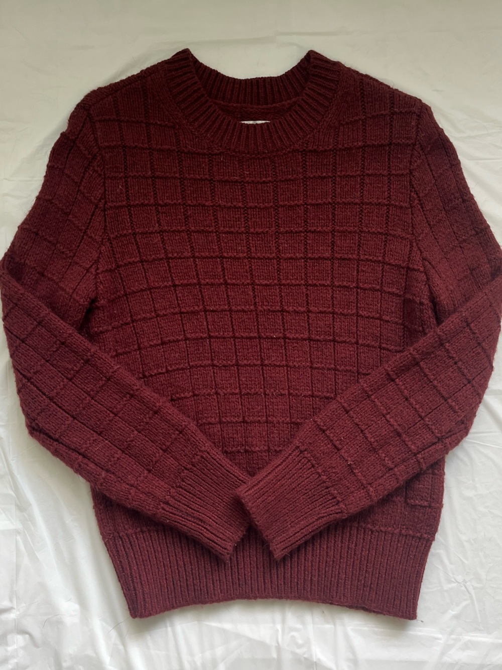 American Eagle Women’s L Maroon Textured Crewneck Fall Sweater